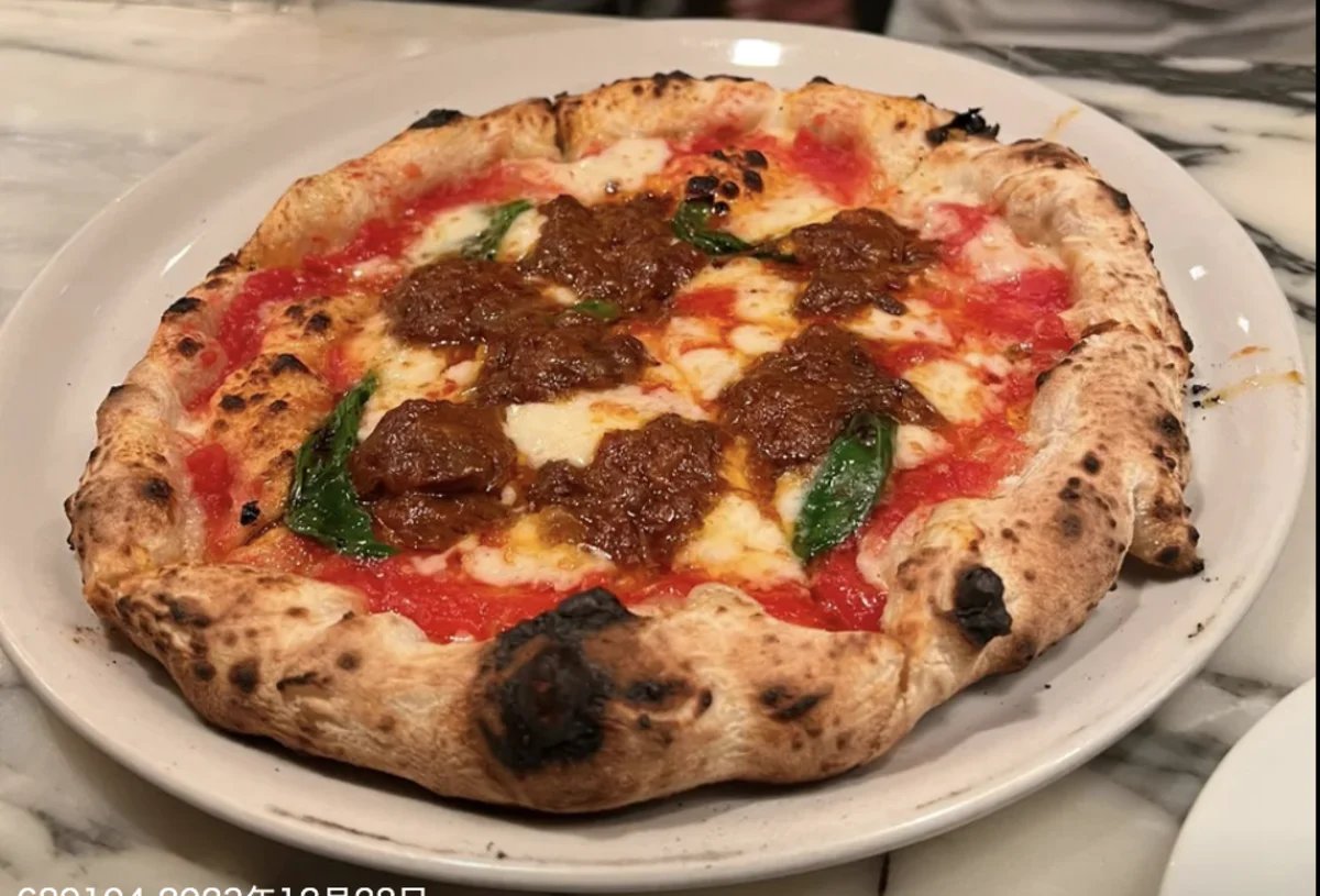 SAVOY Tomato & Cheese (SAVOY とまととちーず) restaurant in Tokyo, Japan