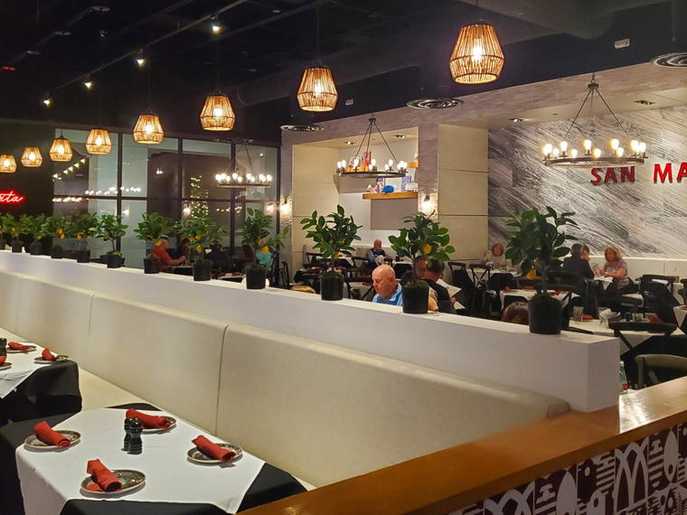 Unico Ristorante Italiano, Fort Myers, United States