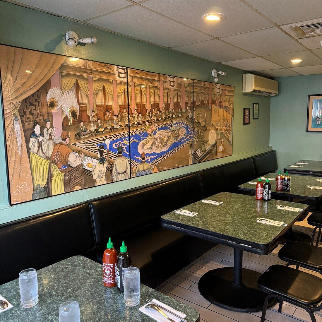 Hale Vietnam Restaurant restaurant in Honolulu, United States