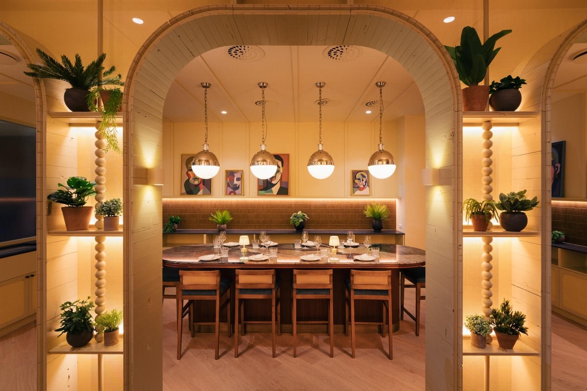 ÉS Bisztró, Restaurant in Budapest