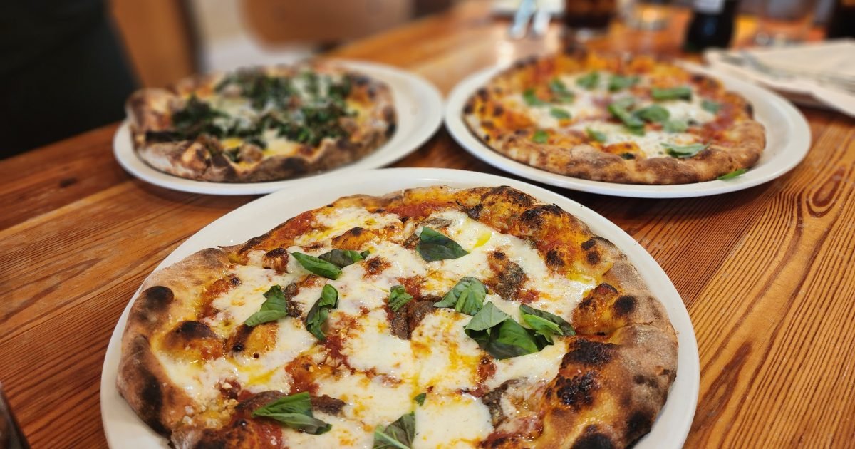 Pizzeria Toro, Restaurant in Durham