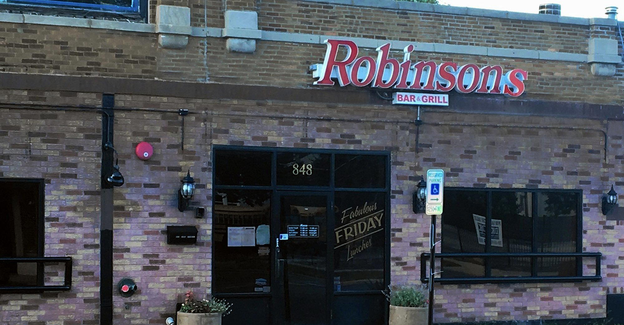 Robinson's No. 1 Ribs restaurant in Oak Park, United States