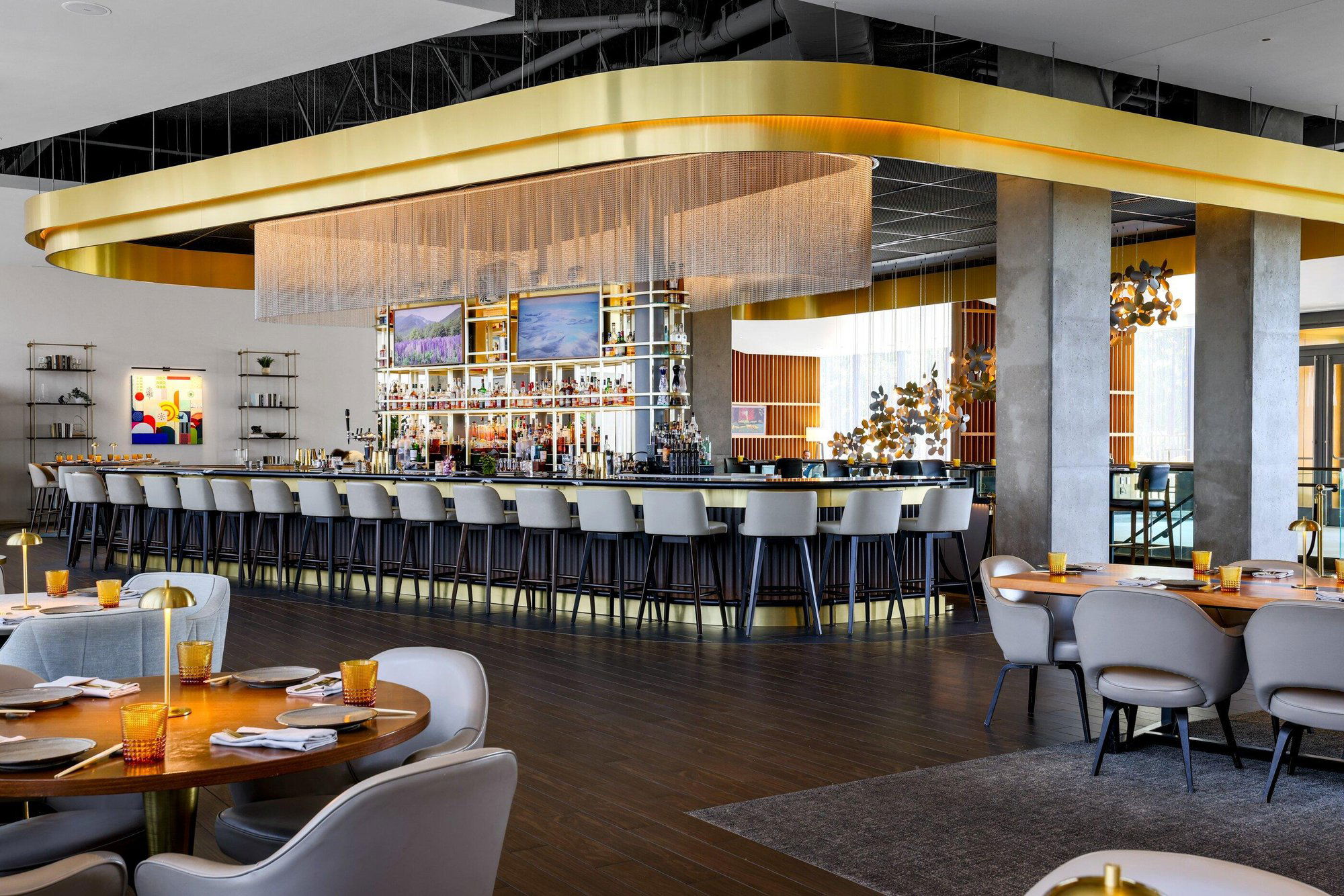 Wren, Restaurant in McLean