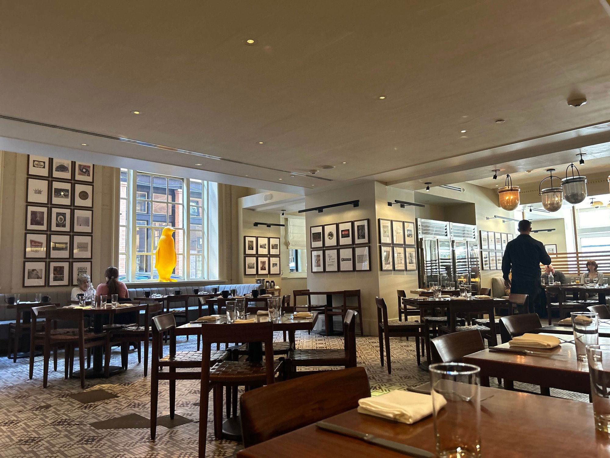 Metropole, Restaurant in Cincinnati