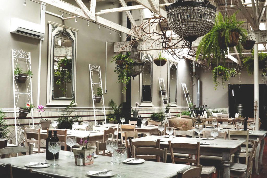 EAT YOUR HEART OUT, Restaurant in Hillbrow