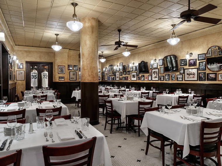 Harry Caray's Italian Steakhouse, Rosemont, United States