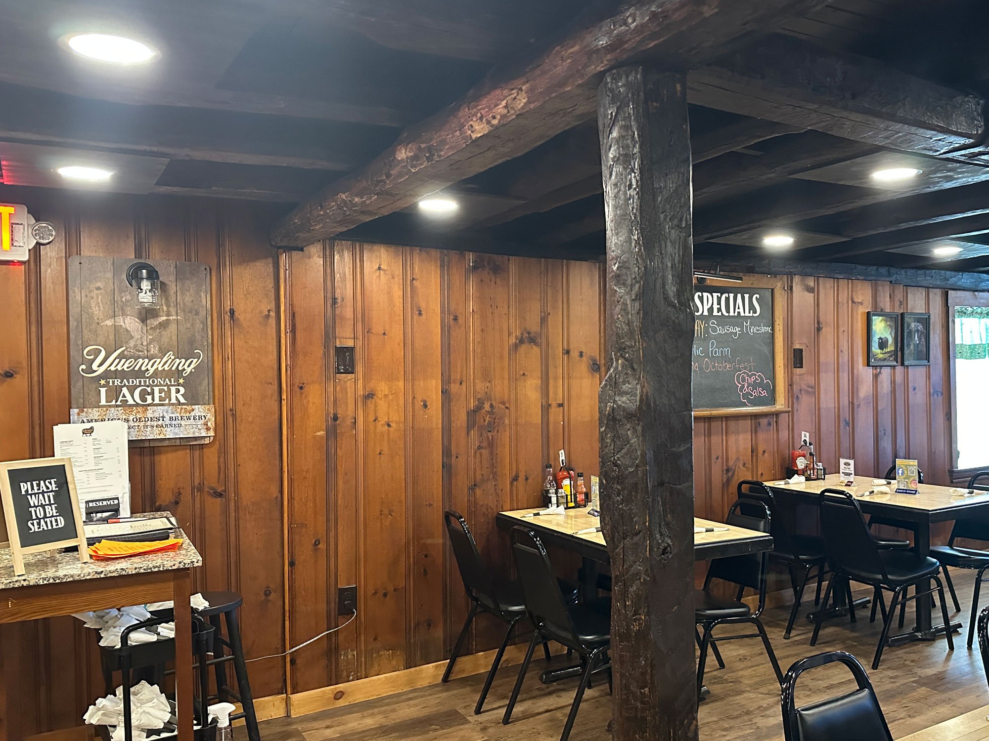 Black Sheep Tavern restaurant in Sinking Spring