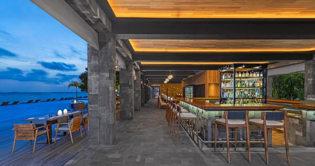 Manzaru, Restaurant in Baa Atoll