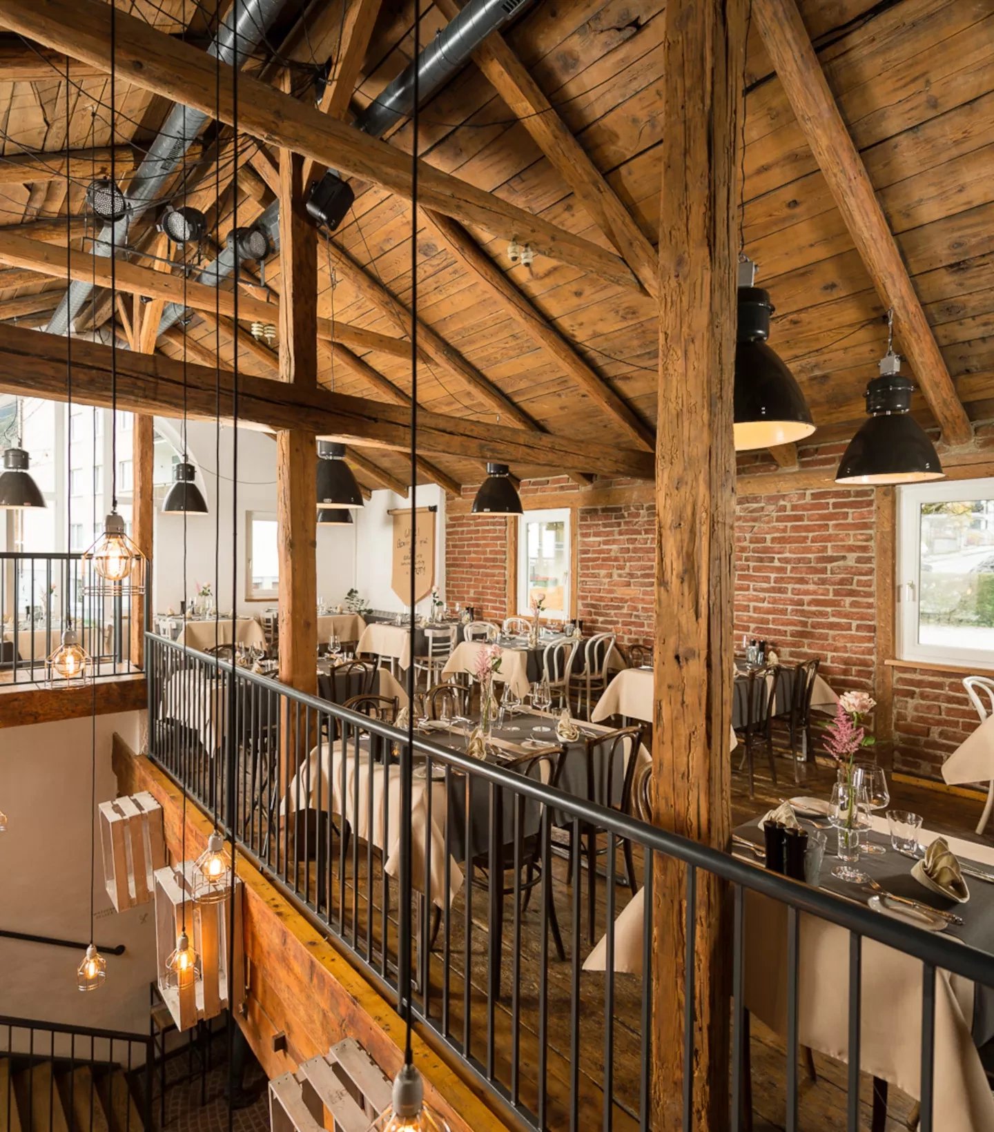 Kraftwerk restaurant & winebar