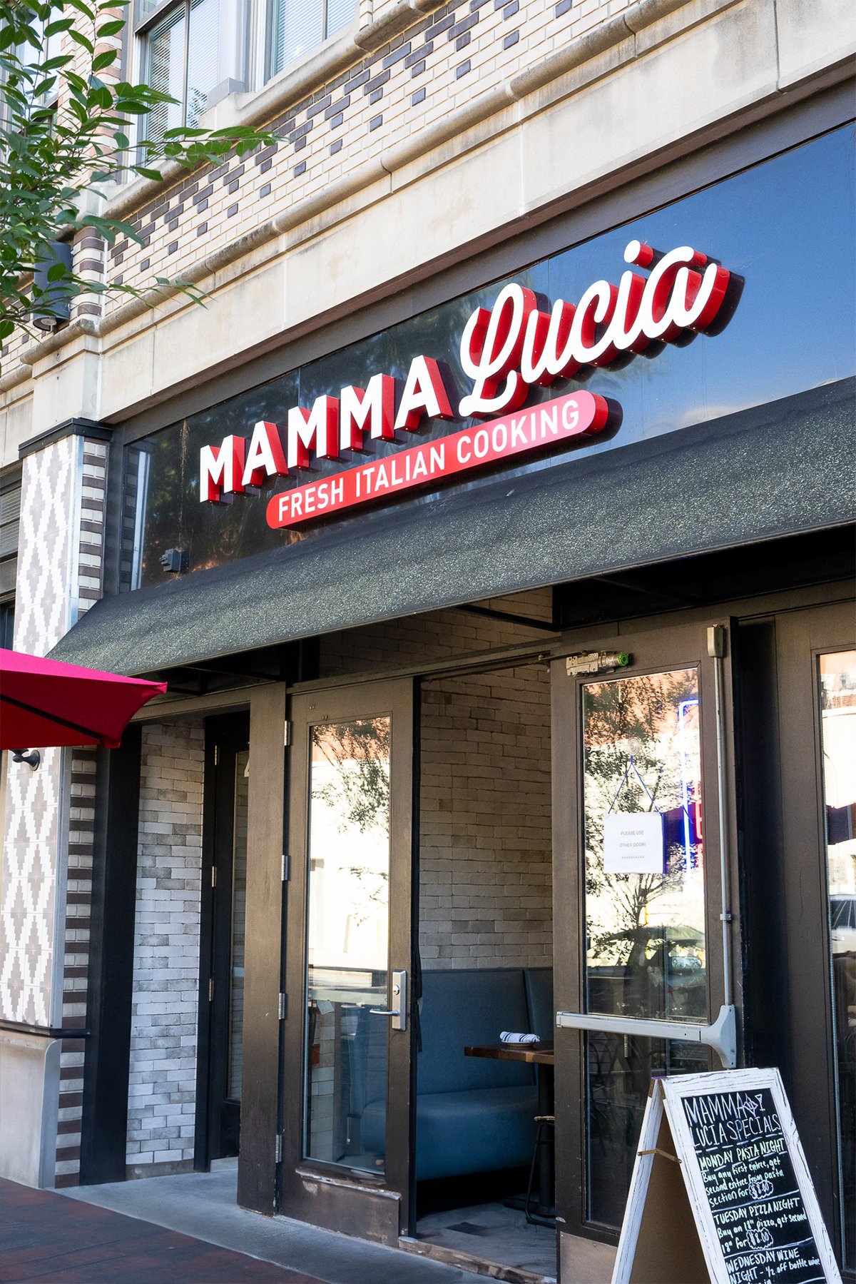 Mamma Lucia