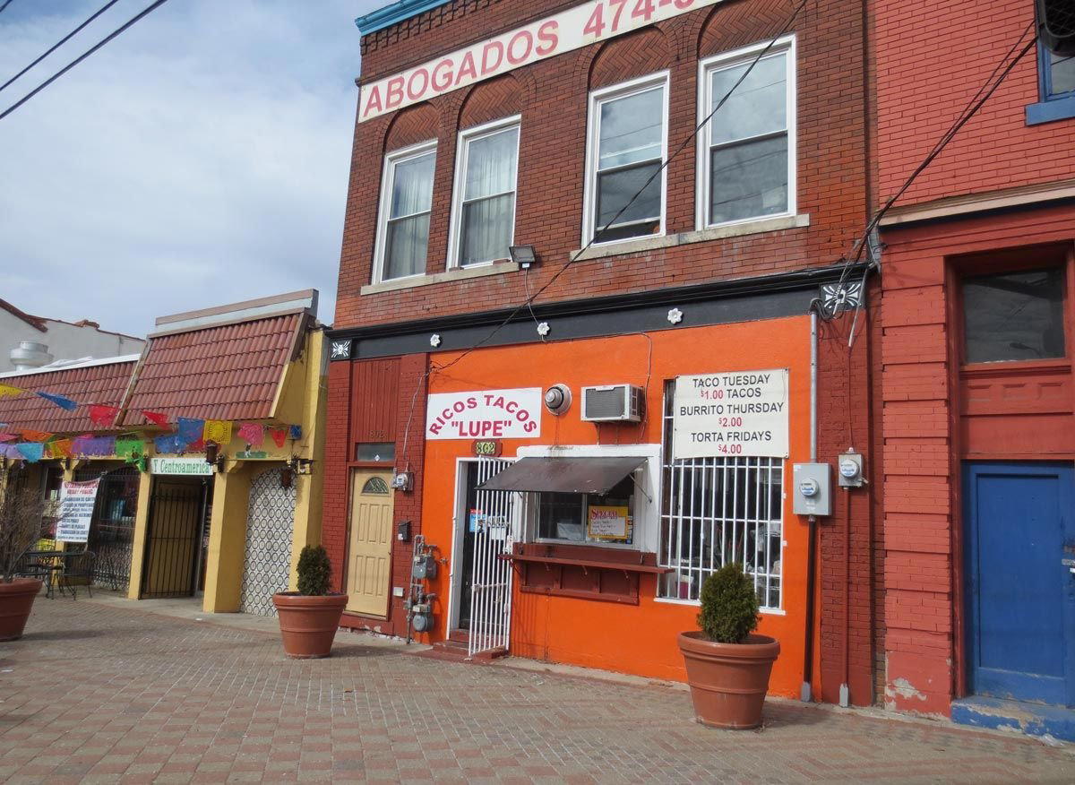 Ricos Tacos Lupe restaurant in Kansas City, United States
