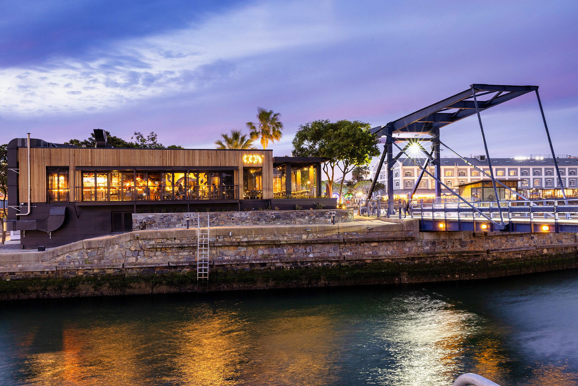 Coy, Restaurant in Cape Town