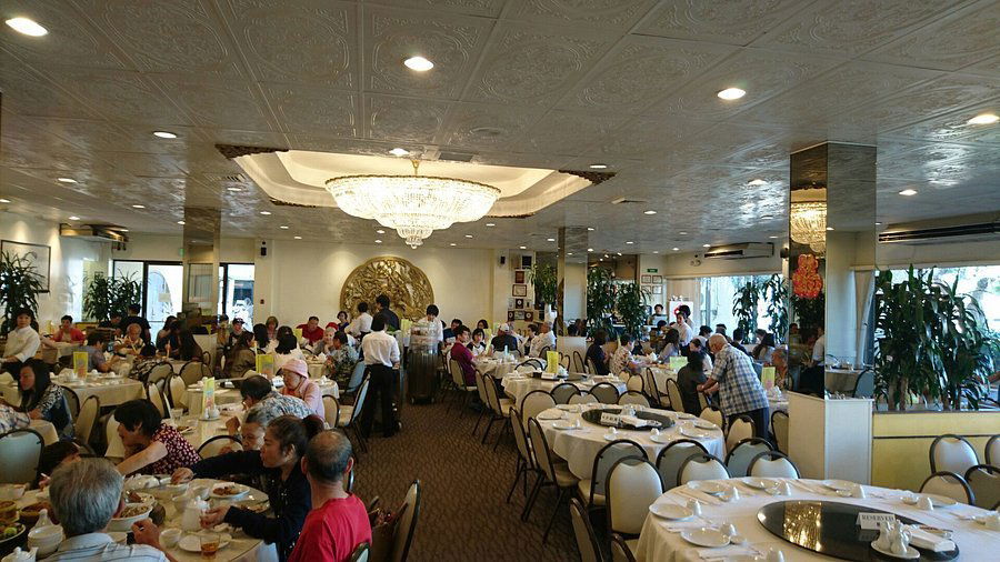 Legend Seafood Restaurant, Restaurant in Honolulu