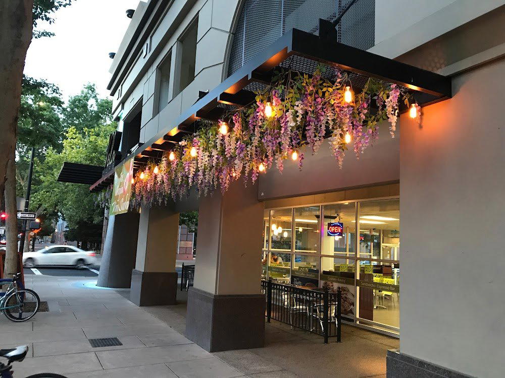 Vela Cafe restaurant in Sacramento, United States