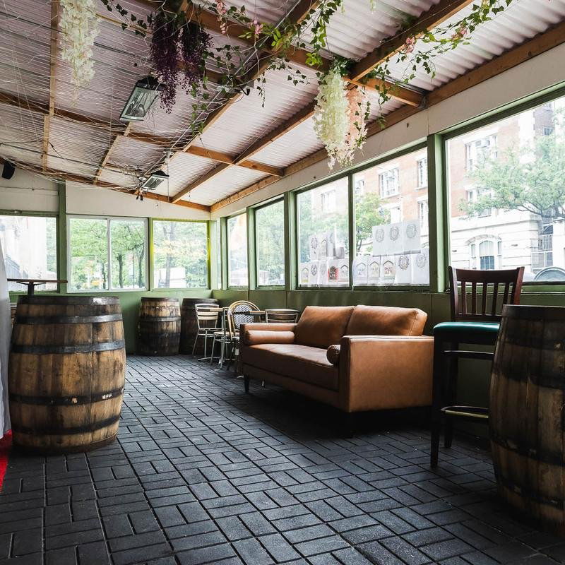 The Laurels, Restaurant in New York City