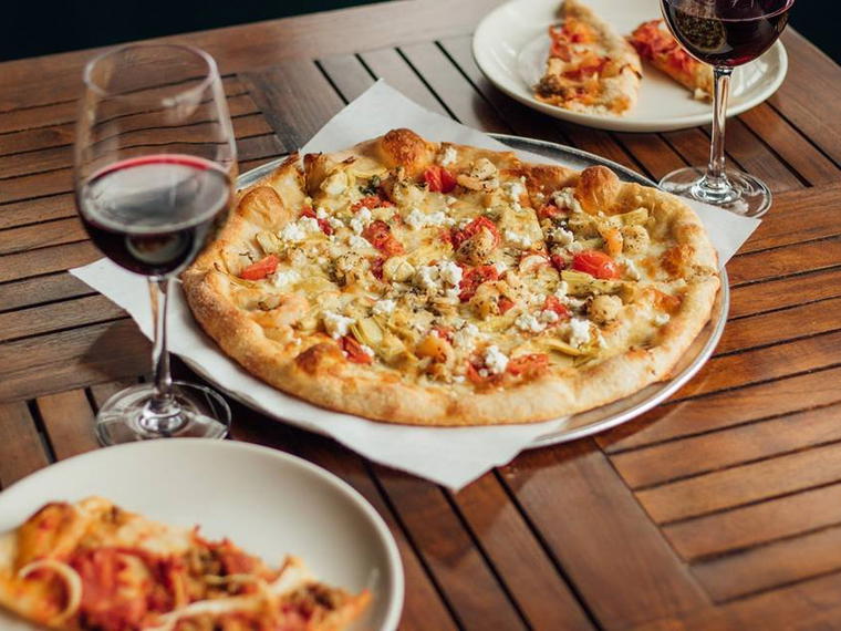 Hearth Pizza Tavern, Sandy Springs, United States