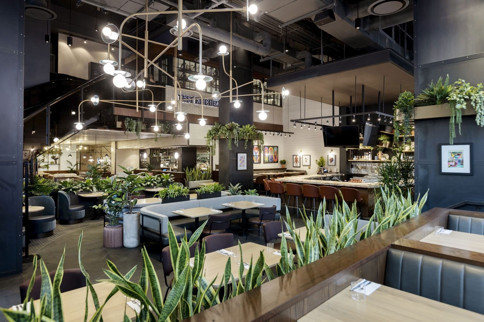 Earls Test Kitchen, Restaurant in Vancouver