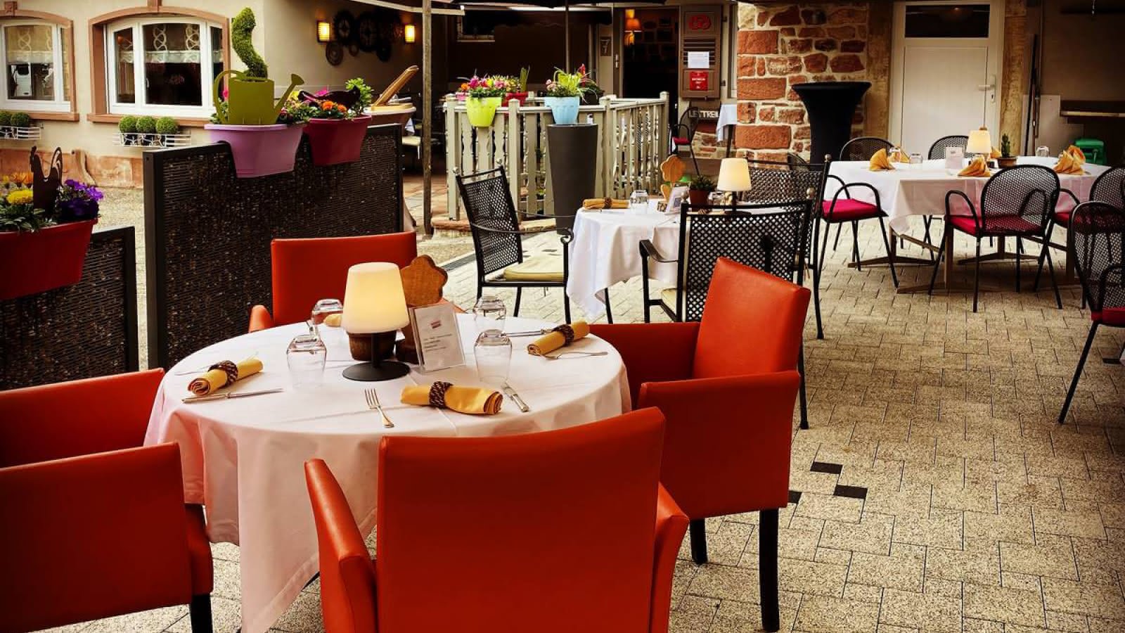 À l'Étoile restaurant in B Rsch, France