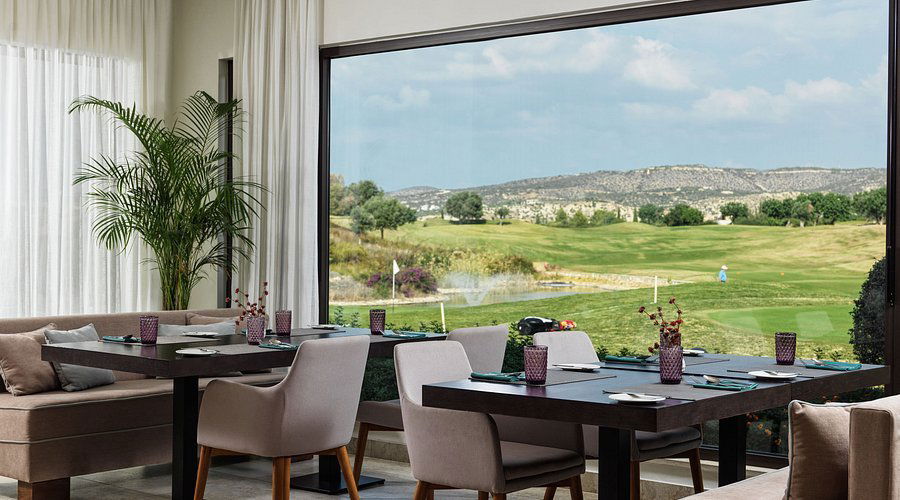 Clubhouse, Restaurant in The Algarve