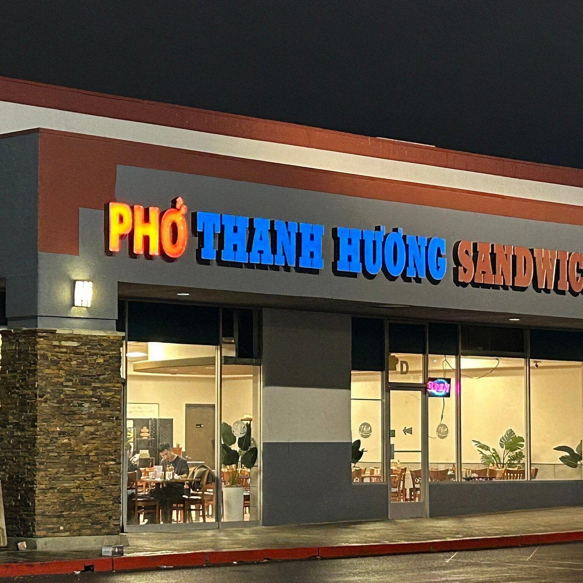 Pho Thanh Huong restaurant in Las Vegas, United States