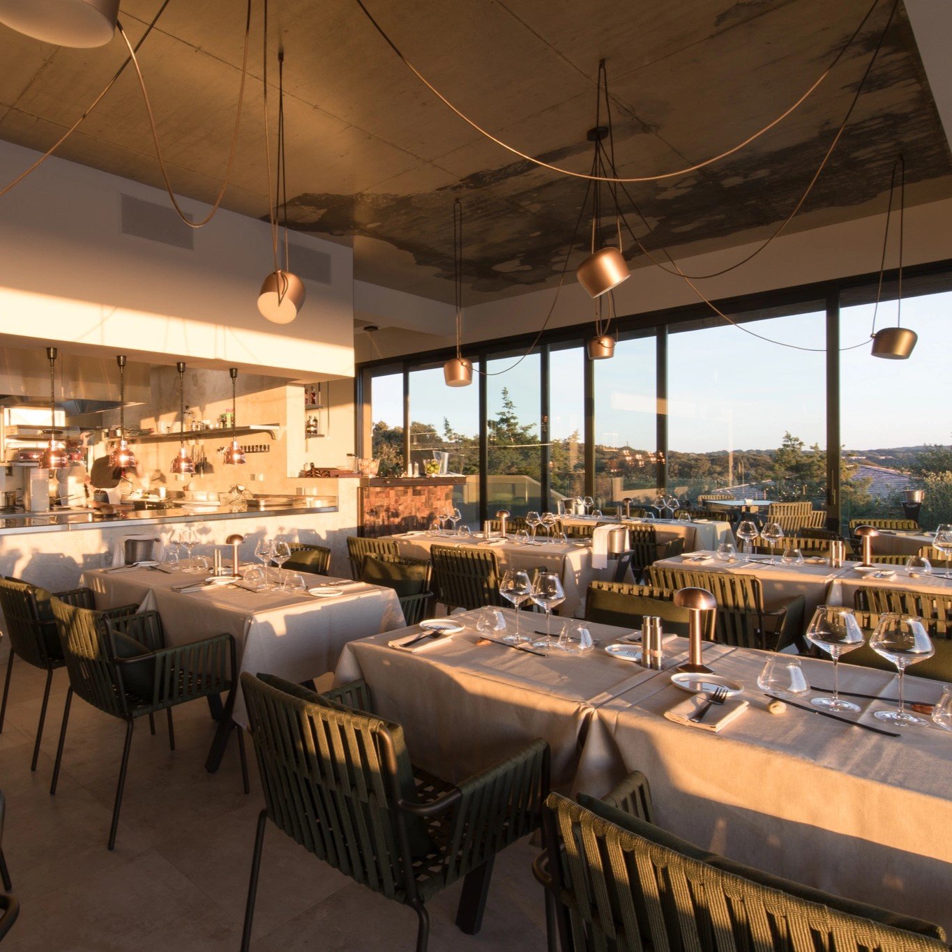 Restaurant La Vista Version Maquis