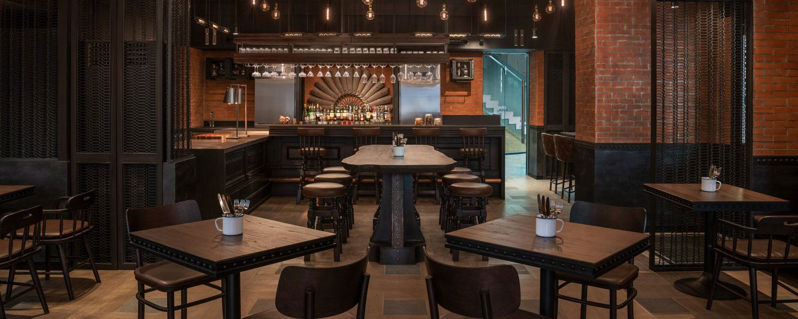 Latitude 13°, Restaurant in Bangkok