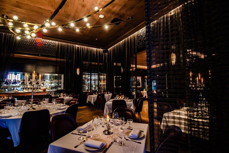 Maple & Ash, Restaurant in Boston
