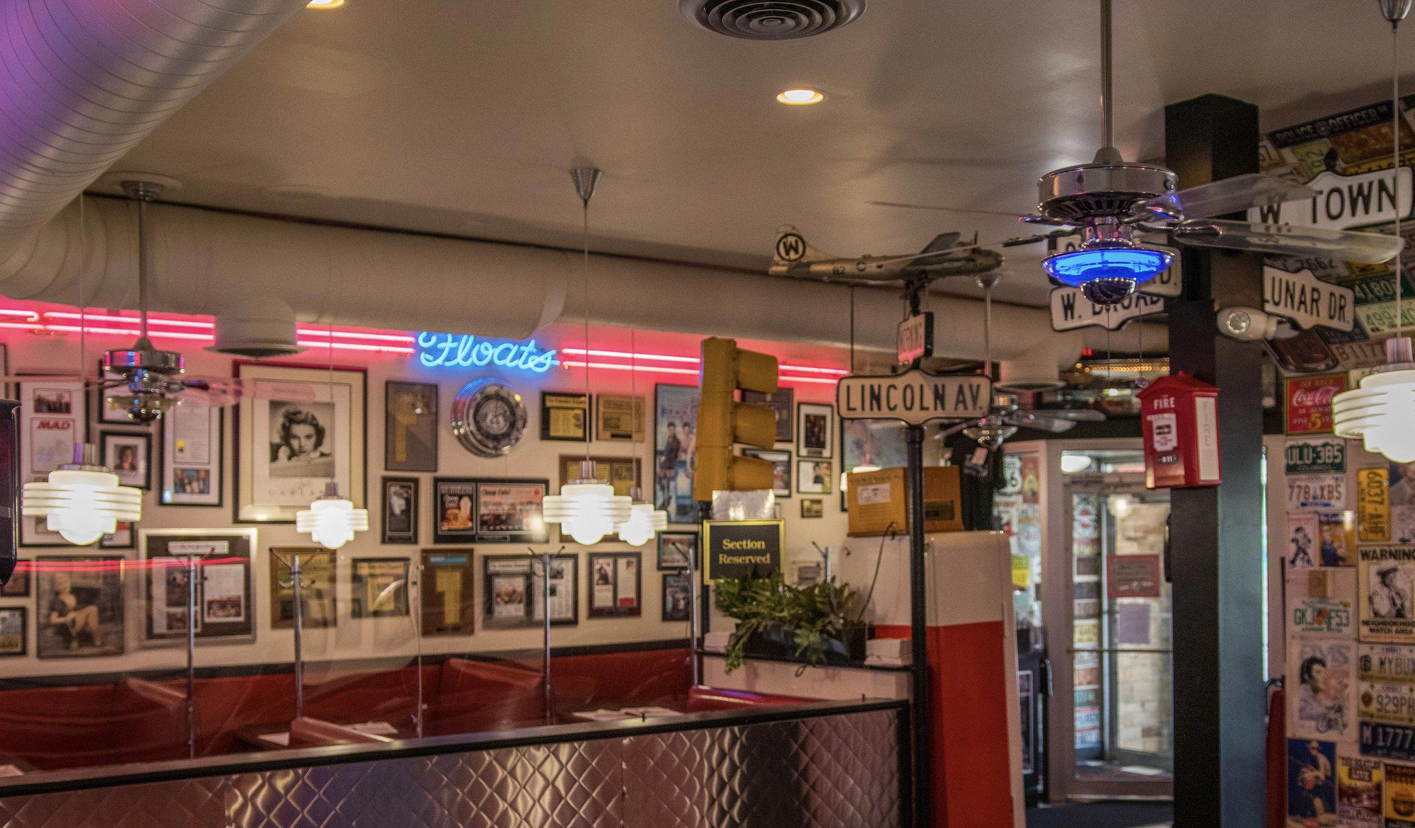 Tommy's Diner restaurant in Columbus, United States
