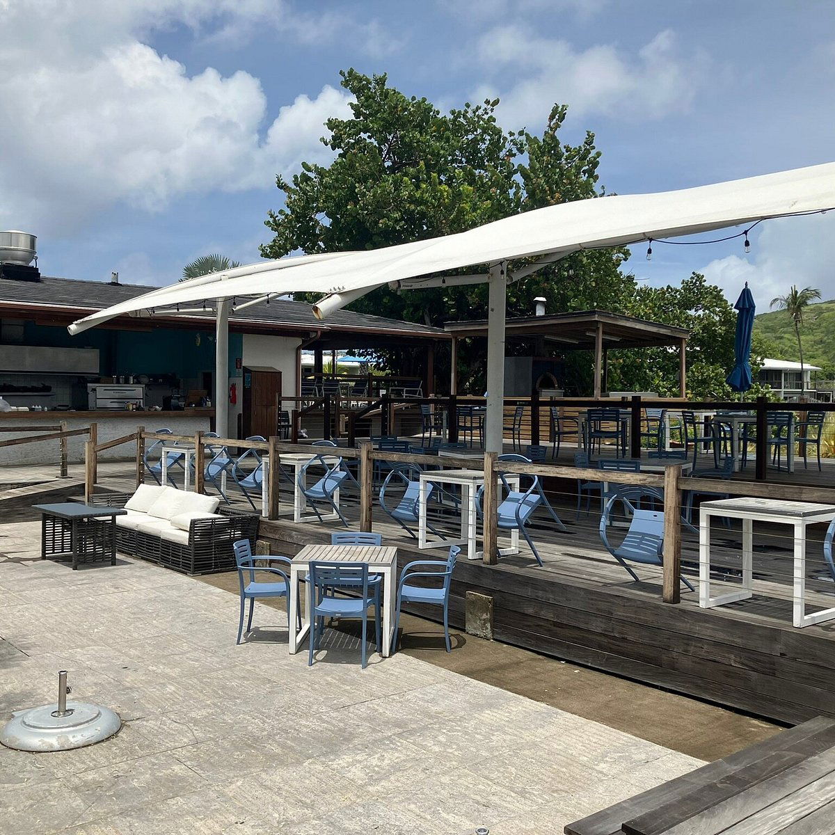 Splash Pool Bar & Grill, Restaurant in Bay
