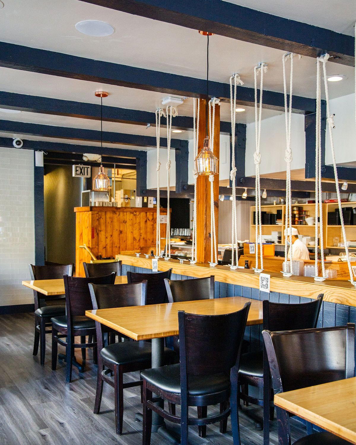 Live Sushi Bar restaurant in San Francisco, United States