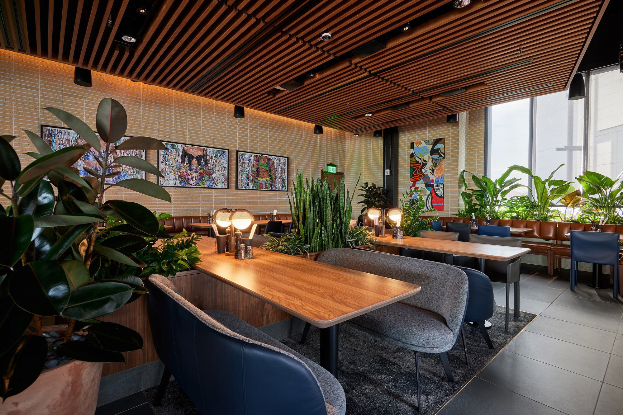 JOEY Aventura, Restaurant in Aventura
