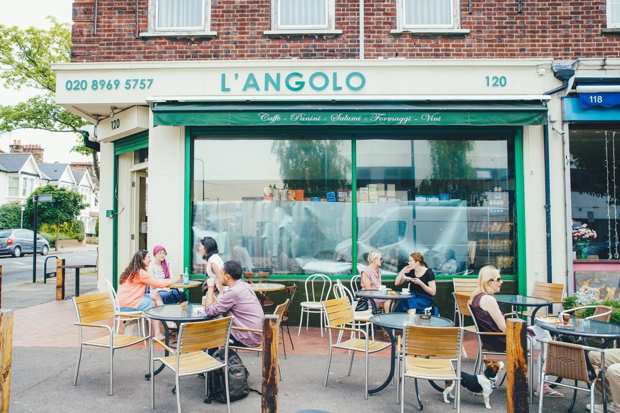 L'angolo restaurant in London, United Kingdom