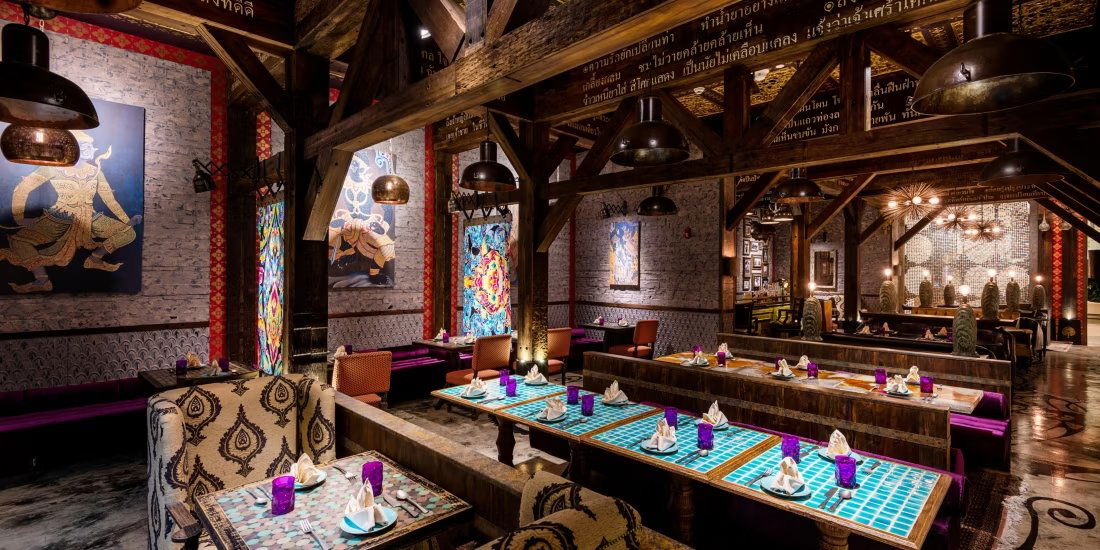 Connexions, Restaurant in Muscat