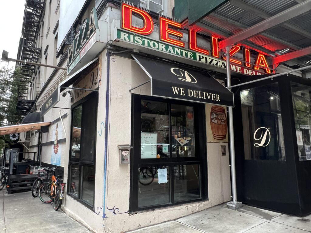 Delizia 92 restaurant in New York City, United States