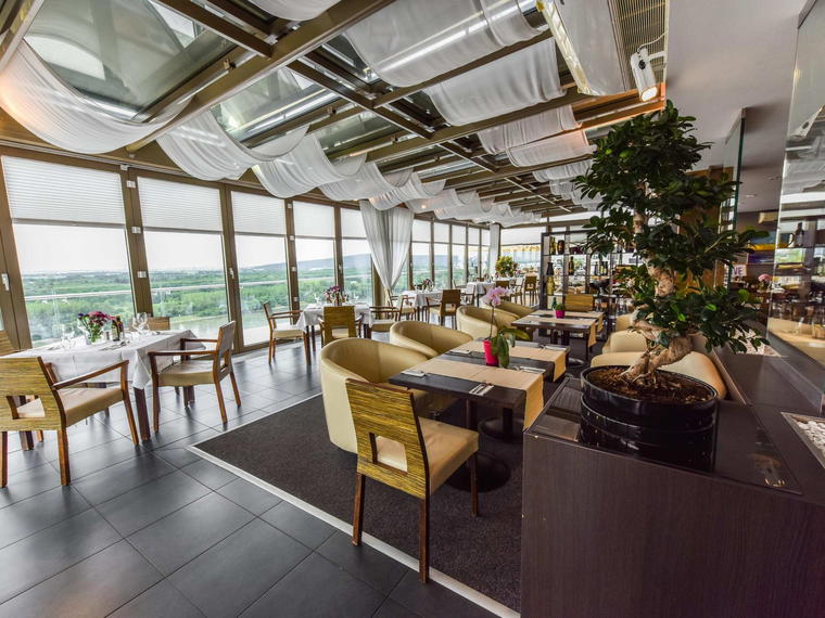 Restaurant Parlament, Bratislava, Slovakia