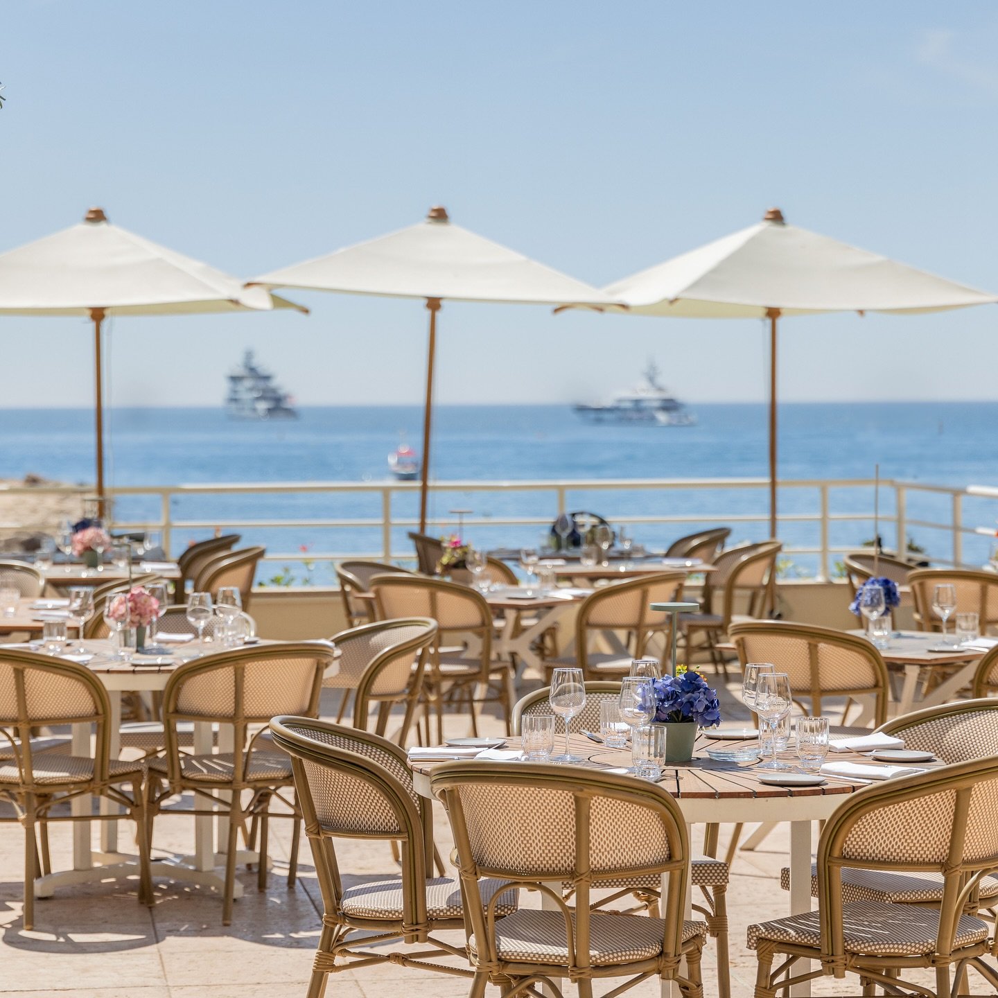 Smakelijk Monaco restaurant in Larvotto, Monaco