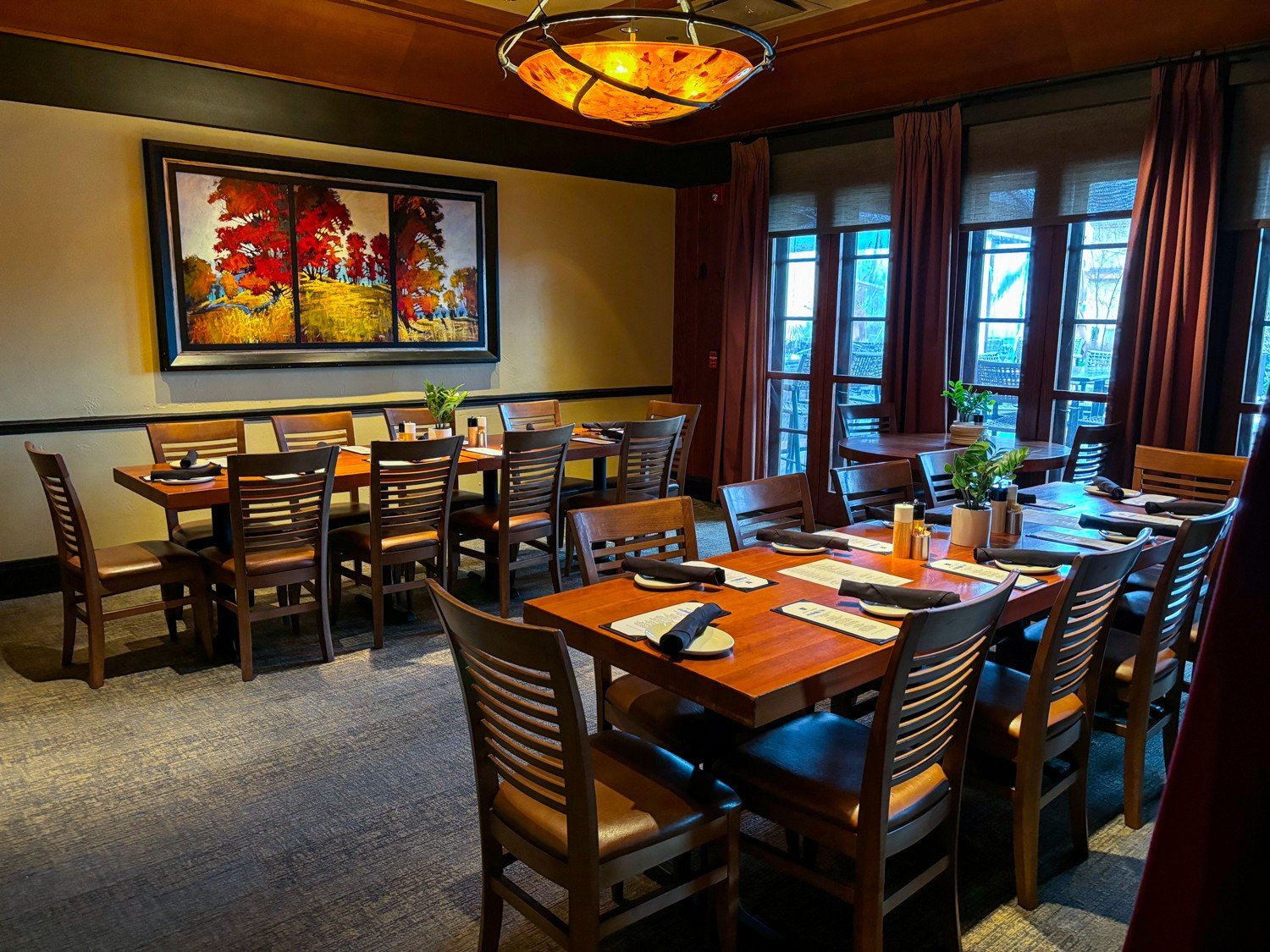 Redstone American Grill, Restaurant in Plymouth Meeting