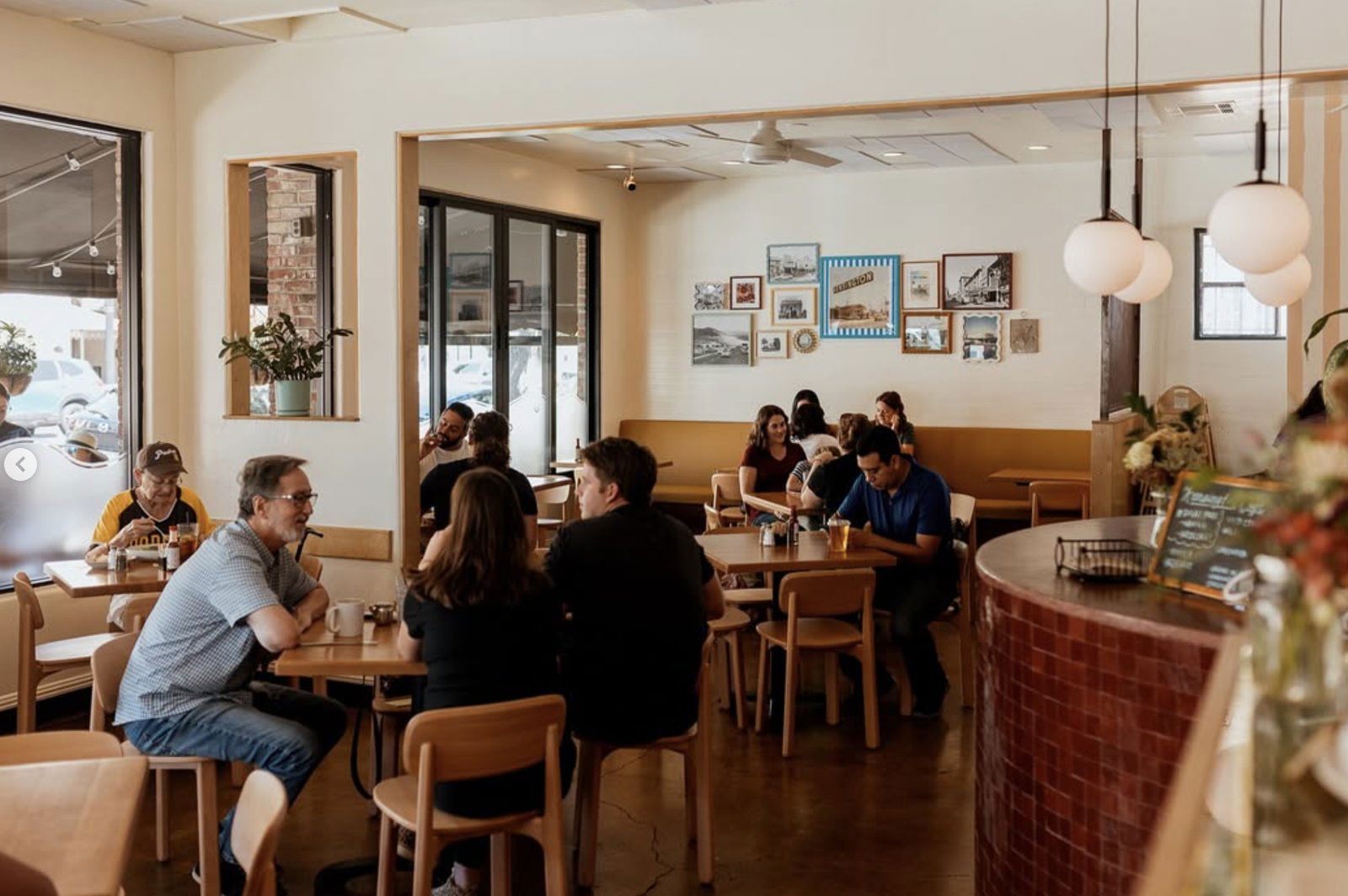 Kensington Cafe, Restaurant in San Diego