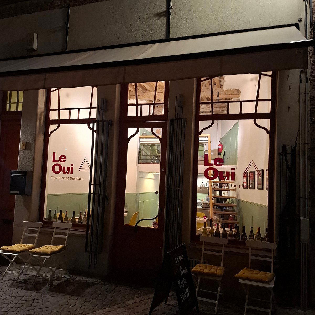 Le Oui restaurant in Antwerp, Belgium