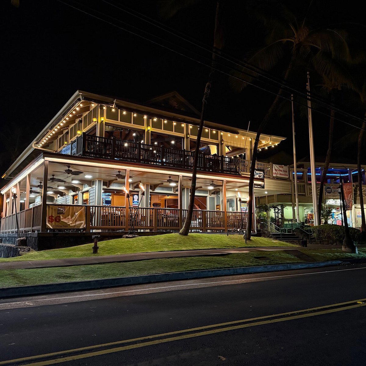 Laverne's Big Island Alehouse & Restaurant restaurant in Kailua Kona, United States