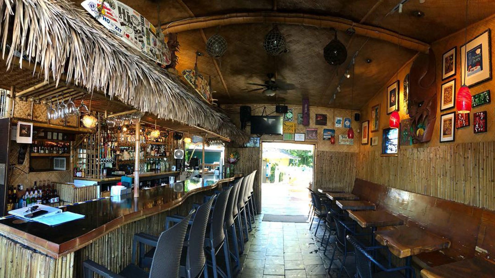 South Shore Tiki Lounge, Kihei, United States