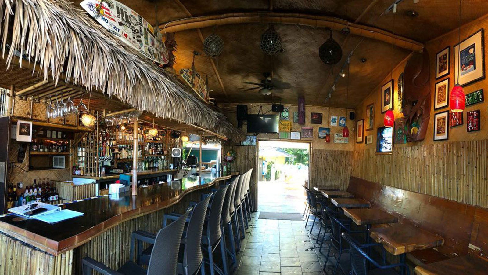 South Shore Tiki Lounge, Restaurant in Kihei