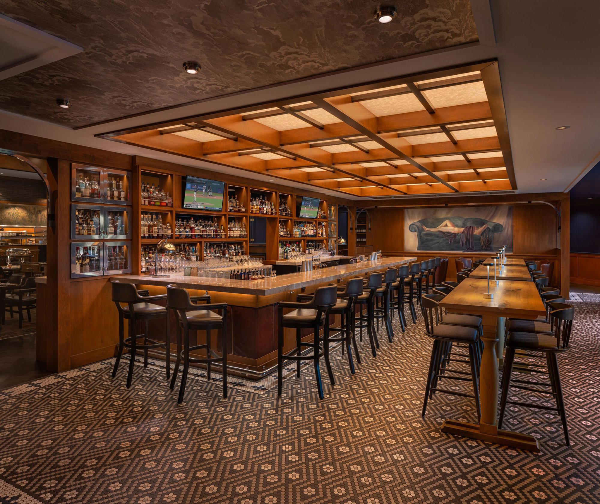 Heritage Steak & Whiskey restaurant in Woodmere, United States
