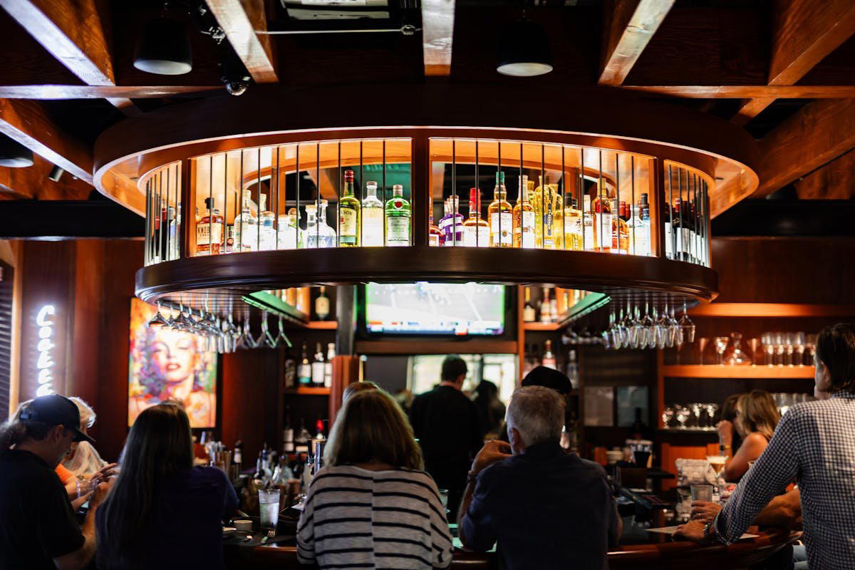 One Forty Grill, Auburn, United States