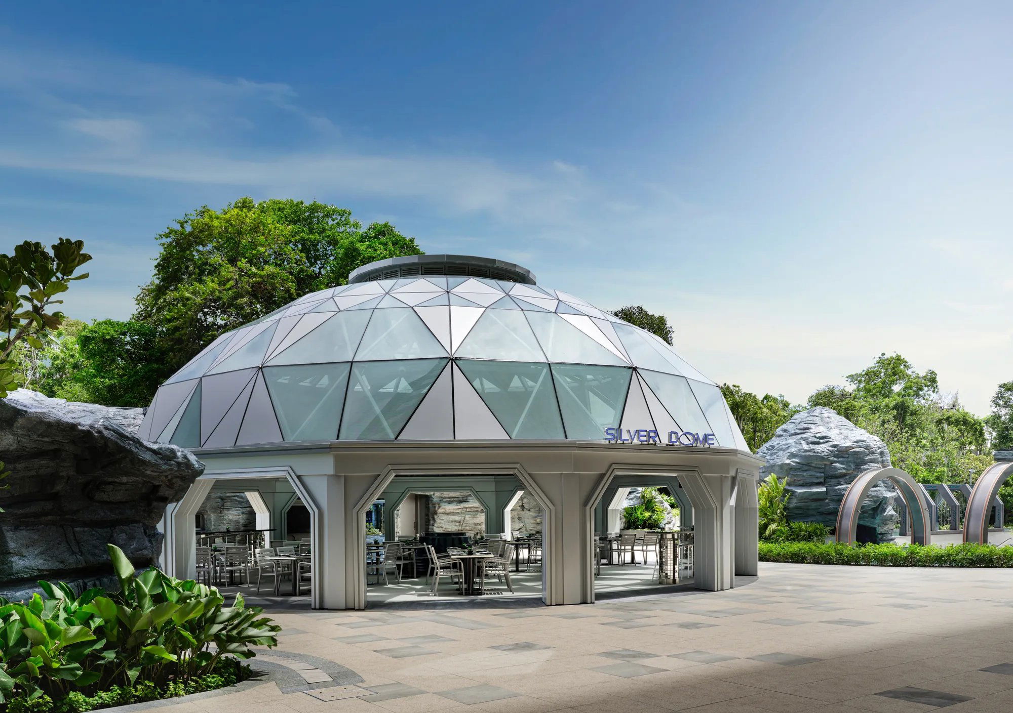 Silver Dome, Restaurant in Chon Buri