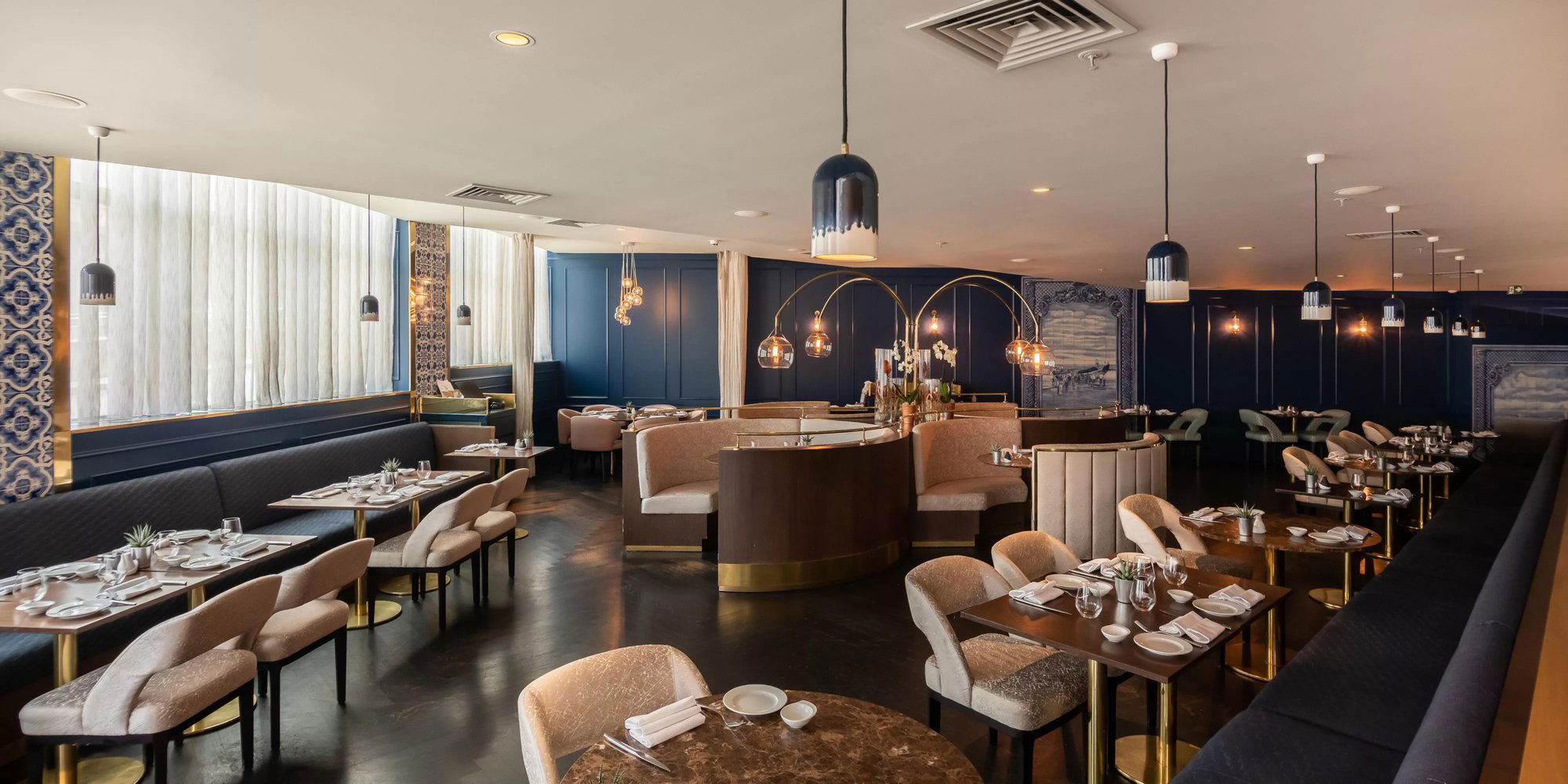 Akla Restaurante, Restaurant in Lisbon