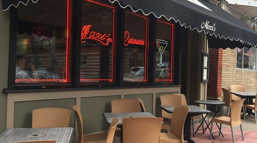 Maxi's Bistro, Restaurant in Cleveland