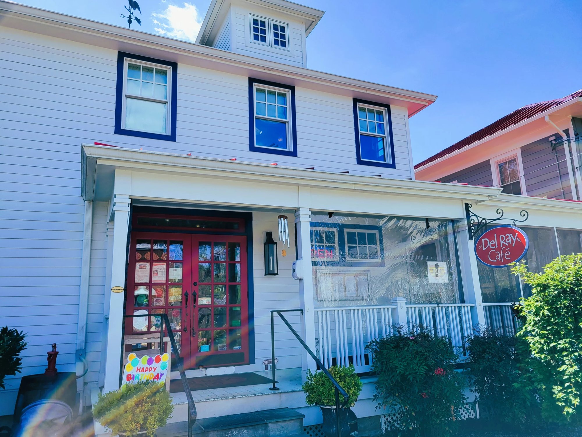Del Ray Café restaurant in Alexandria, United States