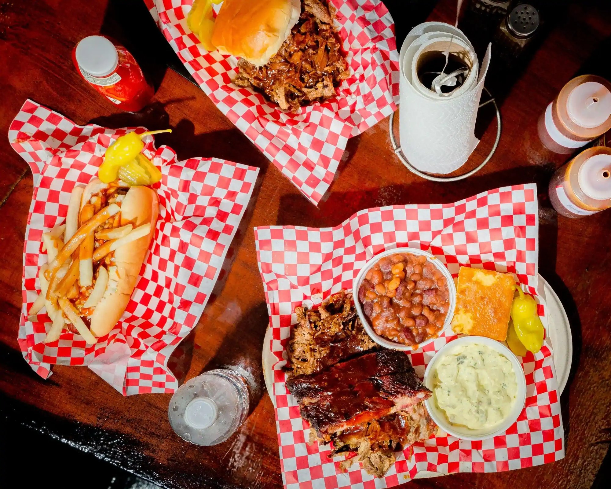 Benny's Barbecue, Restaurant in Toronto