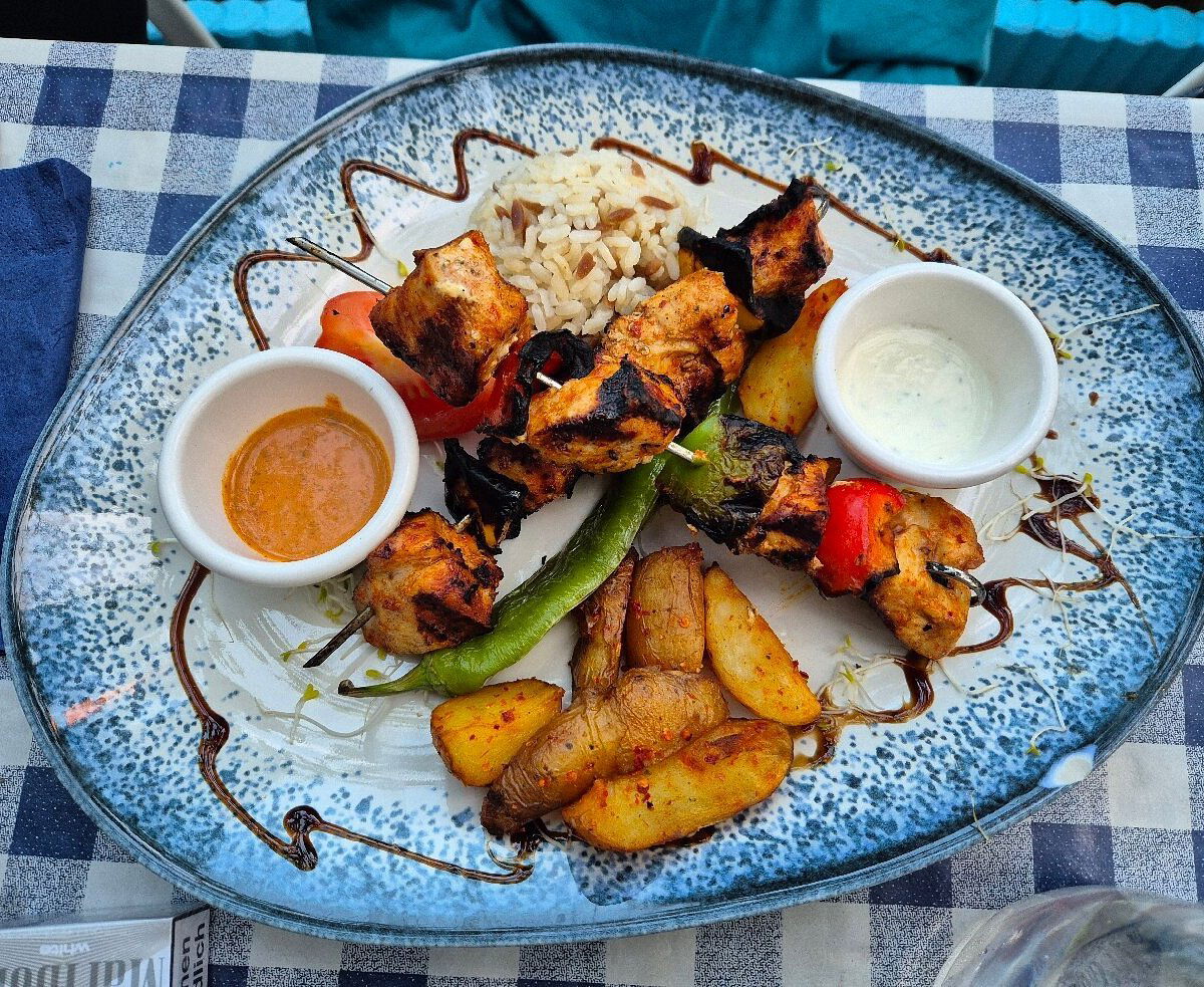 Duble Meze Grill, Restaurant in Frankfurt